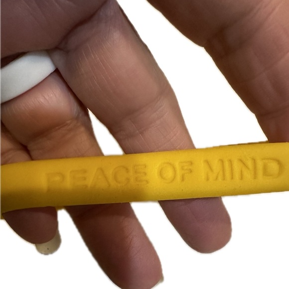 RARE TENNIS MASTERS CUP PEACE OF MIND YELLOW SILICONE BRACELET RUBBER JEWELRY - Picture 5 of 11